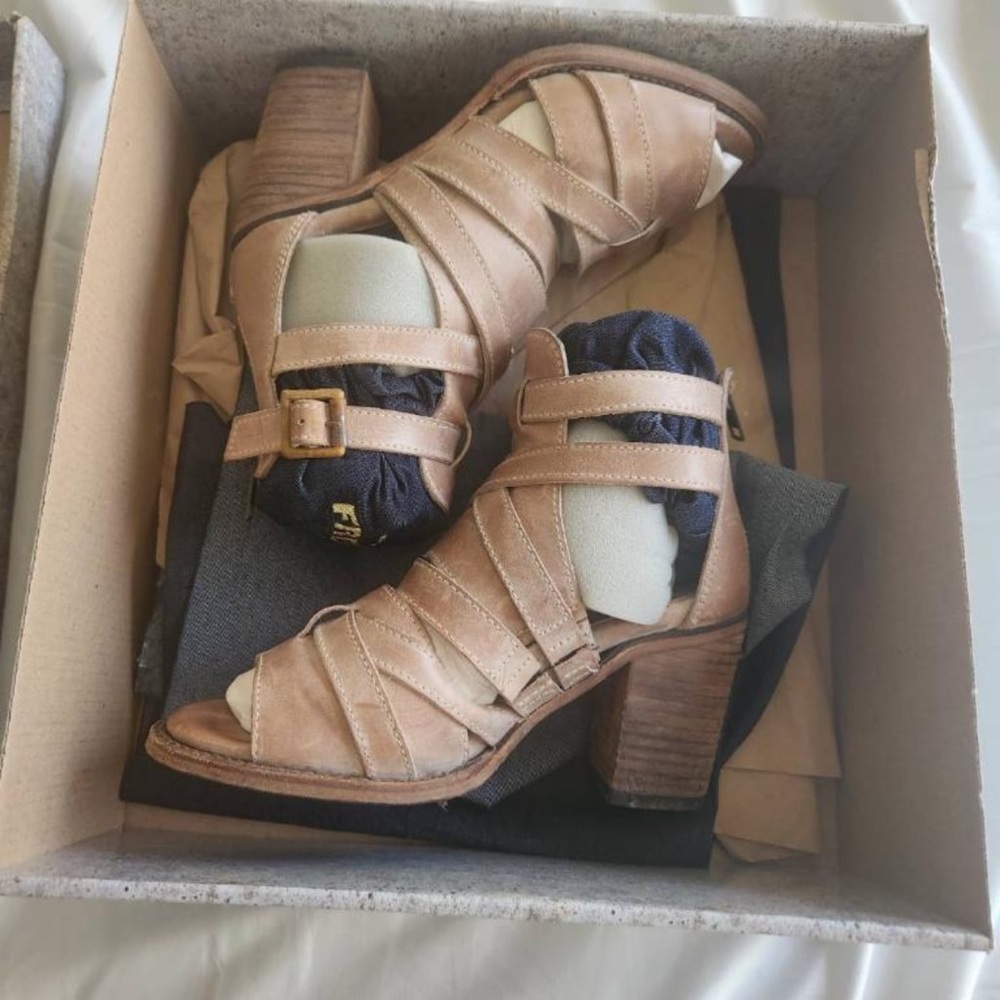 Freebird by Steven Claw size 7